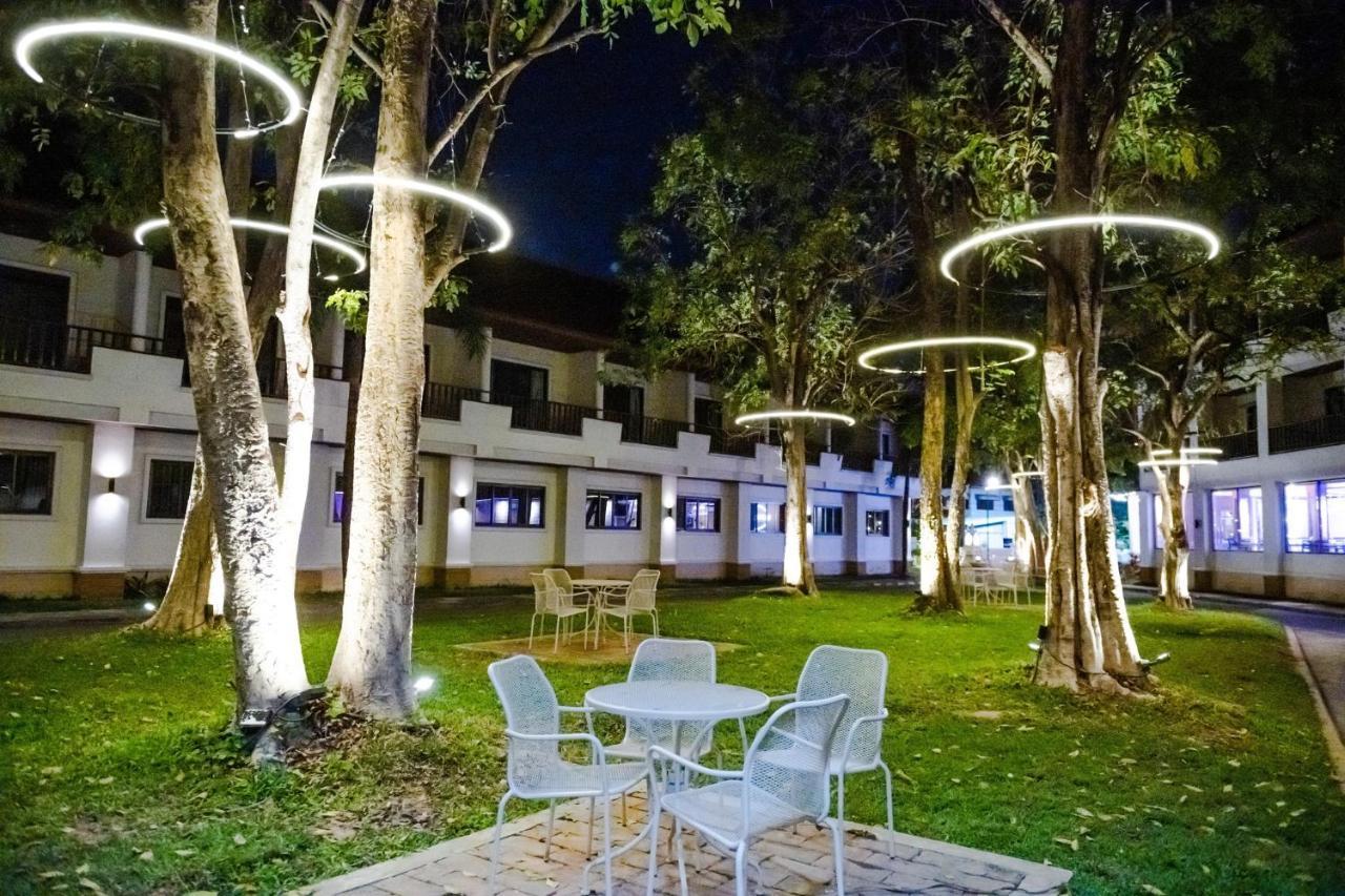 President Hotel Udonthani Esterno foto