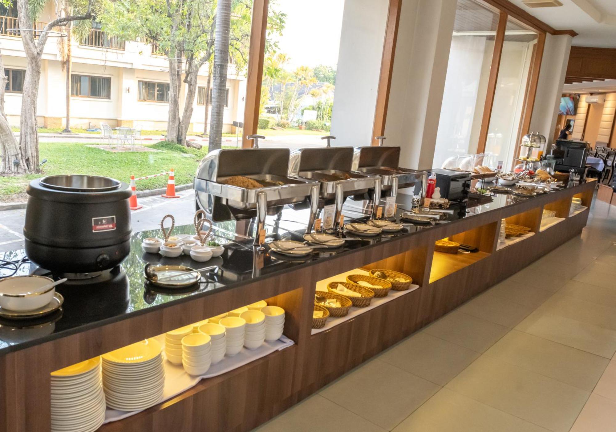 President Hotel Udonthani Esterno foto